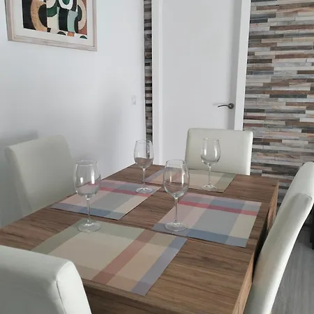 Apartment Isla 1.1 *